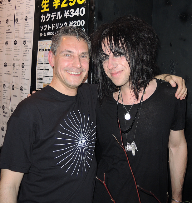 Me (left) with Roi from Mechanical Cabaret