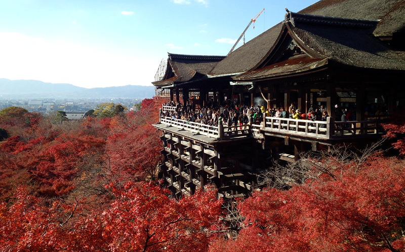 Kiyomizudera Kyoto autumn The Real Japan Rob Dyer