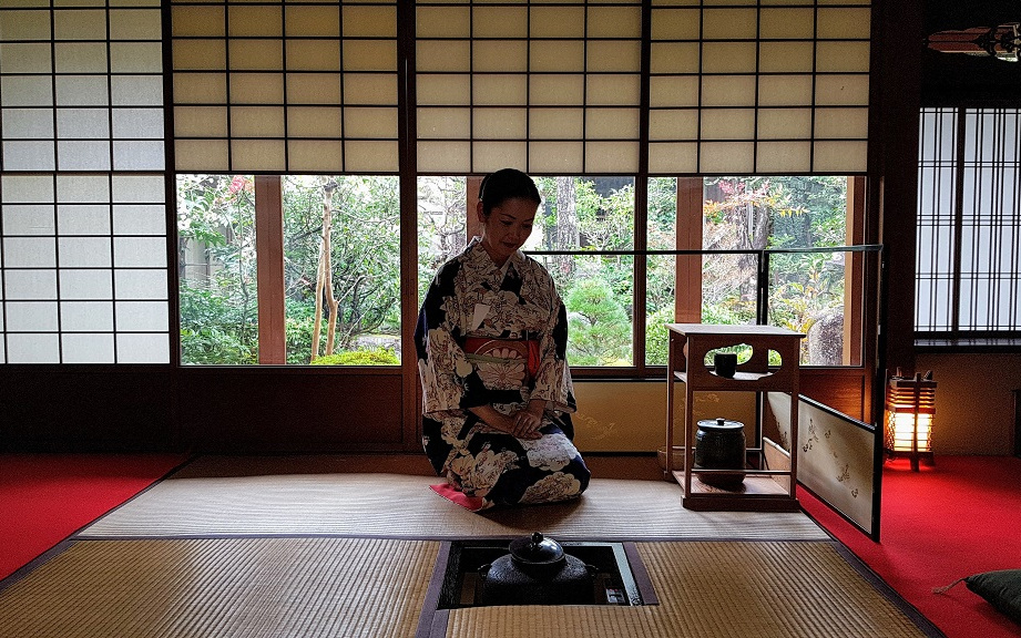 Camellia Japanese Tea Ceremony Kyoto The Real Japan Rob Dyer