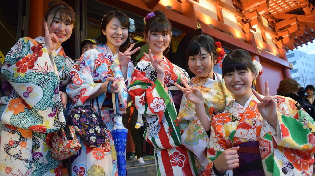 kimono Senso-ji temple Tokyo Sofia Monteiro The Real Japan
