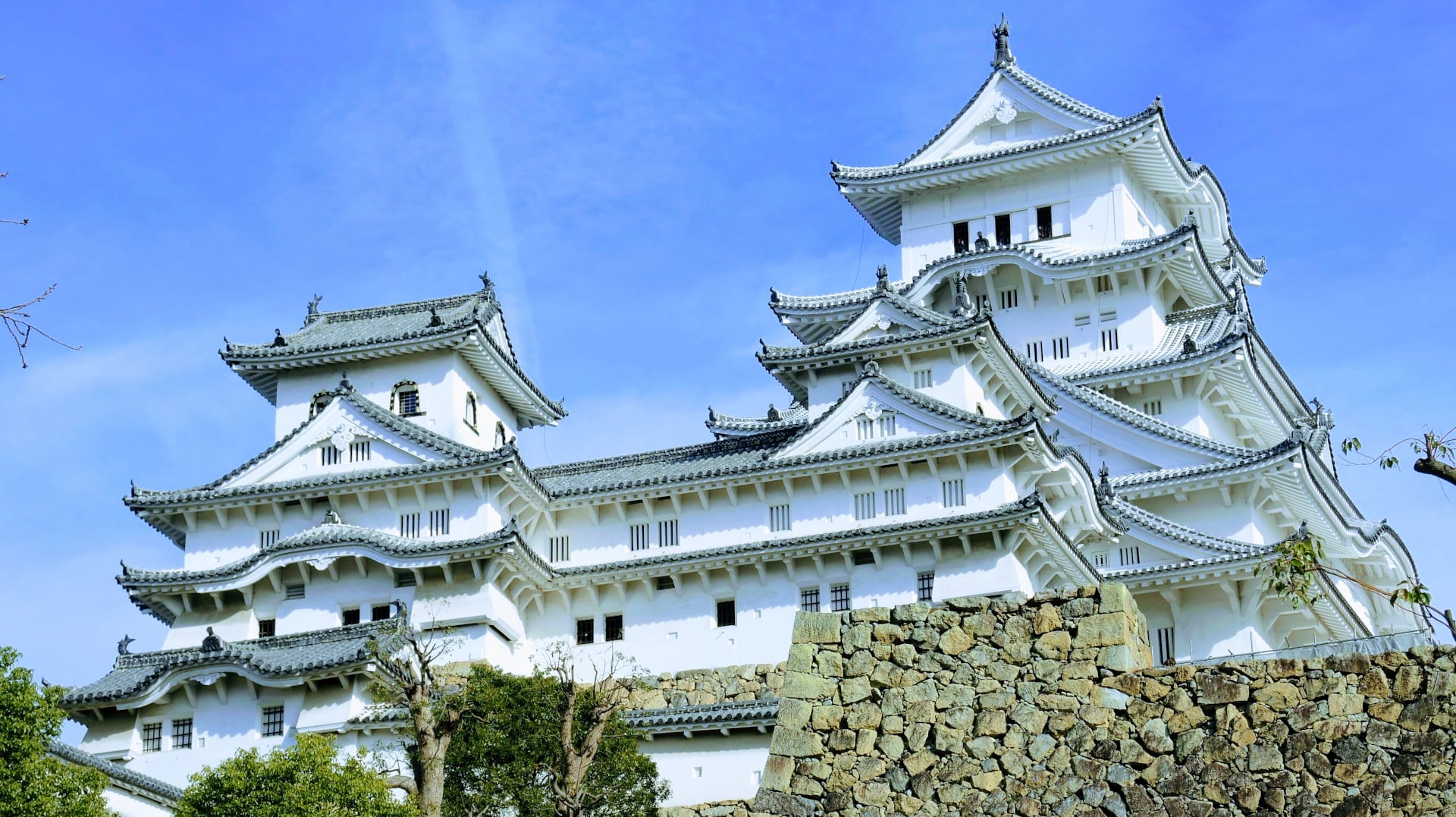 Himeji Castle Himeji City Guide featured The Real Japan