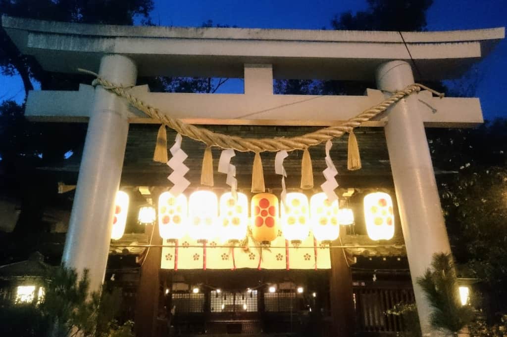 Osaka Shinto shrine new year The Real Japan Rob Dyer