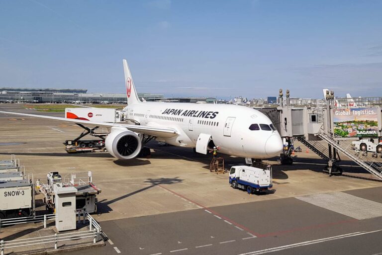 cheap flights to Japan JAL The Real Japan Rob Dyer