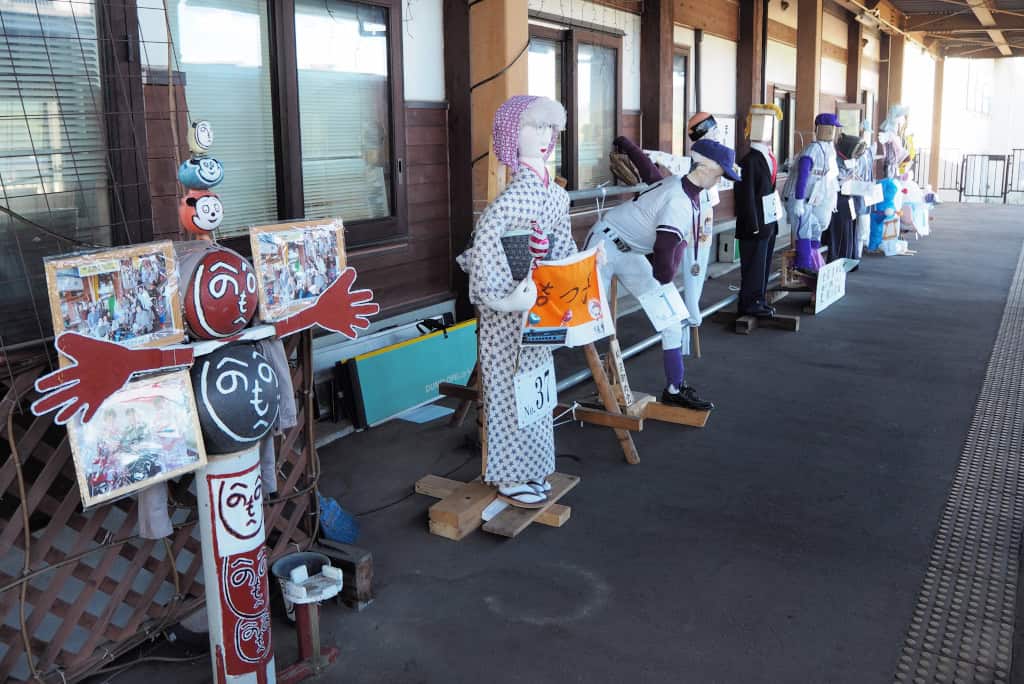 Explore Japan by train Yurikougen Railway figures