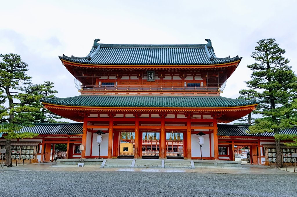 Heian Jingu Shrine Kyoto The Real Japan Rob Dyer