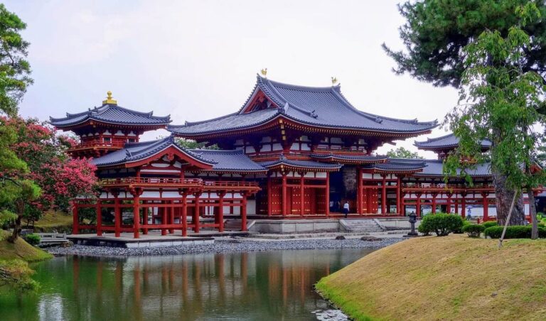 Byodo-in Temple Uji day trips from Kyoto The Real Japan