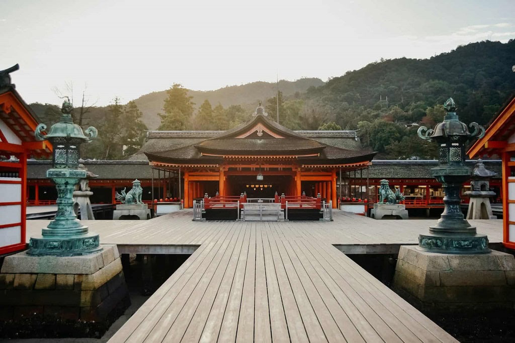 Miyajima tour shrine
