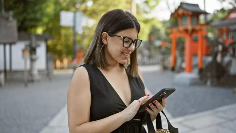 mobal esims featured