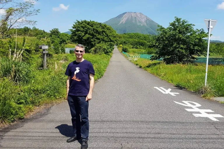 Japan travel consultant LUXlife Resorts & Retreats Award 2025 The Real Japan Rob Dyer