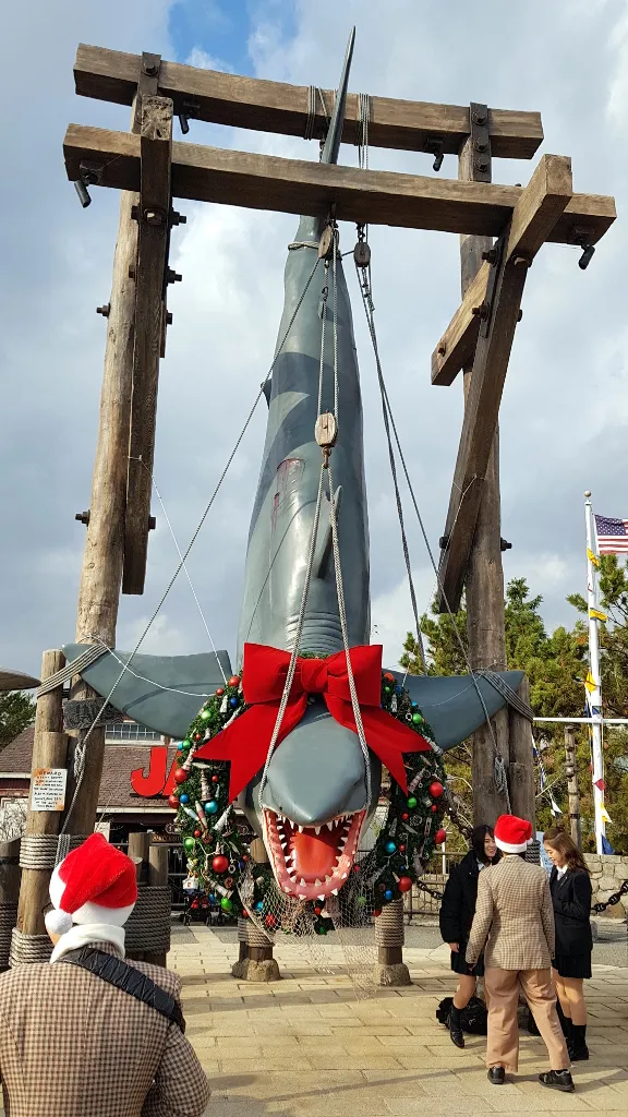 JAWS photo opportunity in Amity Village
