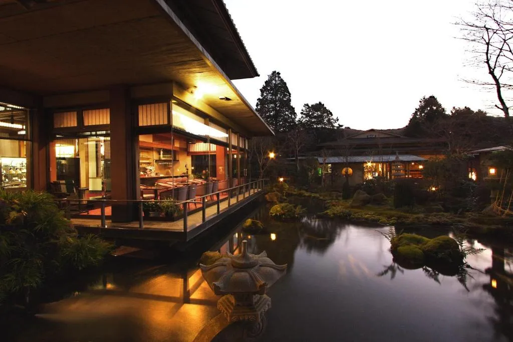 outdoor-onsen-ryokan-yoshimatsu