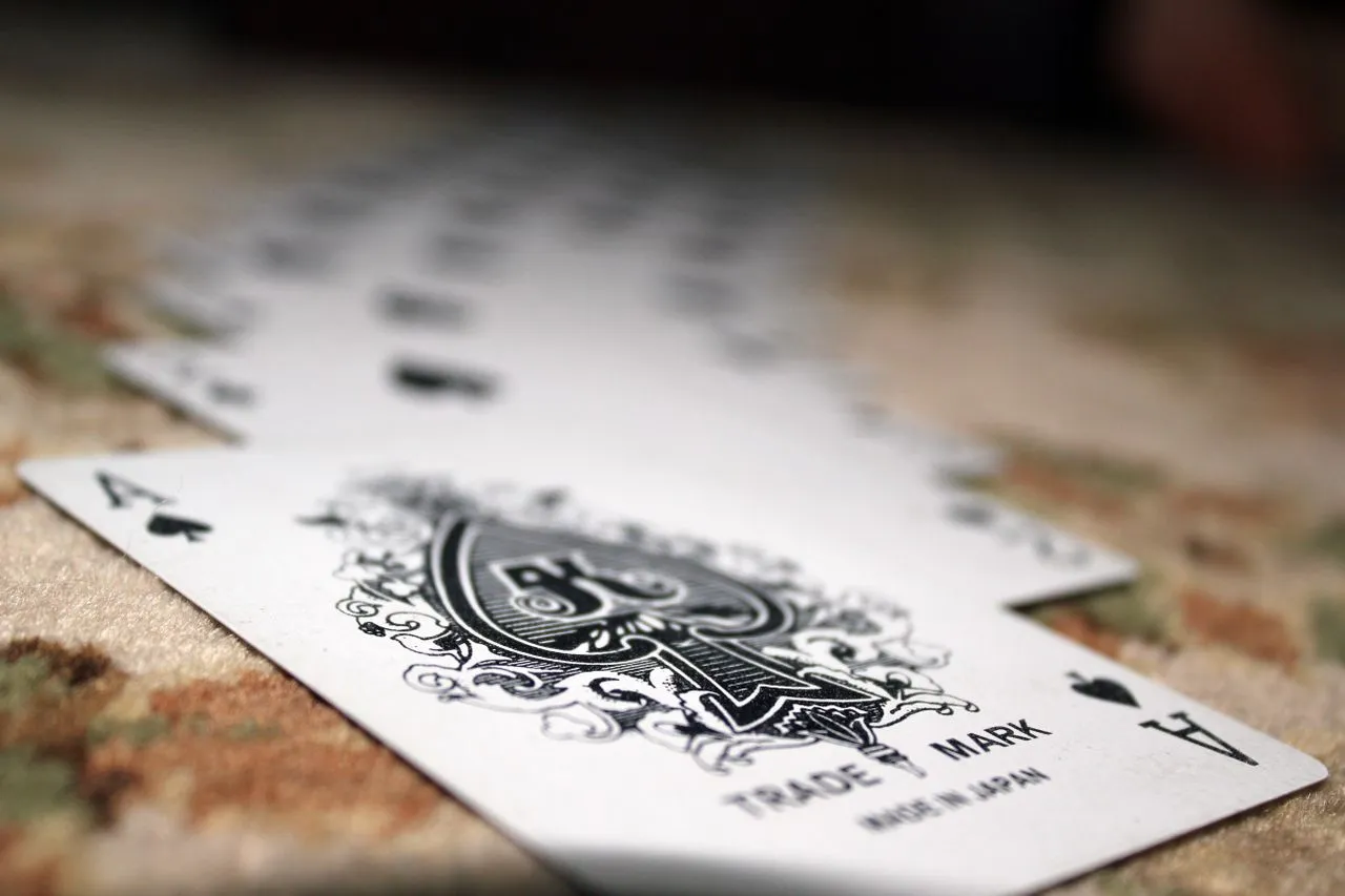 ace-of-spades-japan-pexels-jaliljj ace of spades poker in Japan